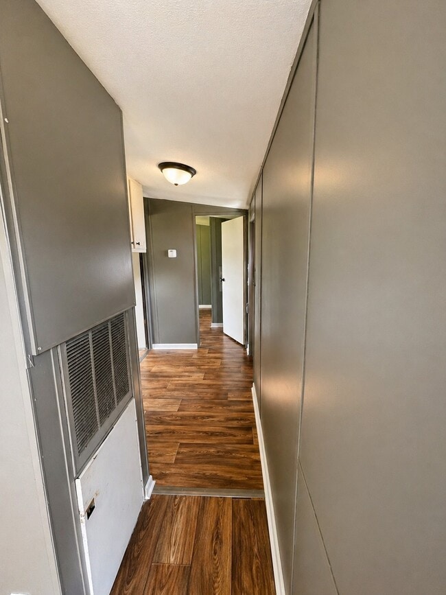 Photo - 6 Fowler Cir