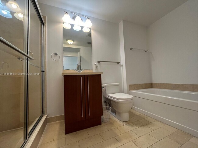 Photo - 79 SW 12th St Unit 2608