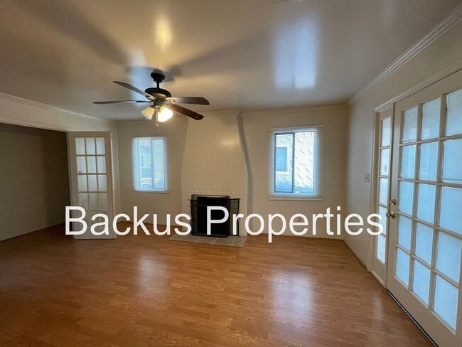 Photo - 249 Geil St Unit B