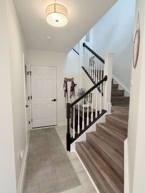 Photo - 978 Harrison Cir