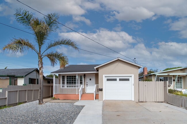 Re-modeled 3 Bed, 1 Bath Seaside Home - Re... - Re-modeled 3 Bed, 1 Bath Seaside Home - Re...