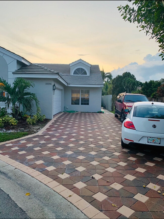 Photo - 10291 Fanfare Dr