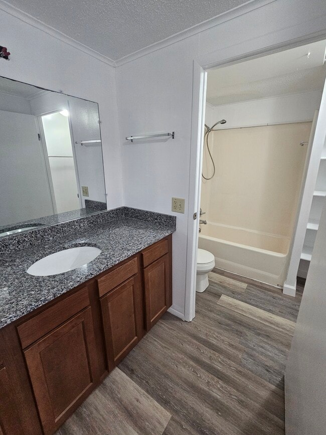 Photo - 336 N 40th St