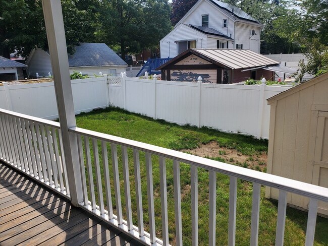 Photo - 18 Kenmore Rd Unit 2