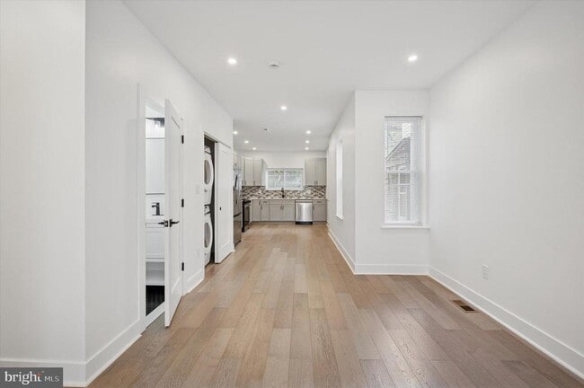 Photo - 1512 N Newkirk St