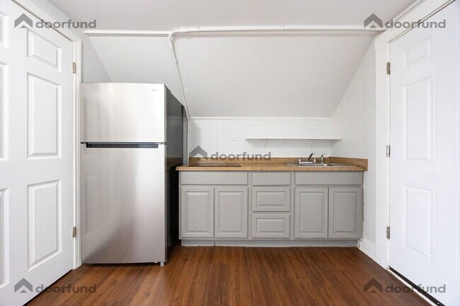 Photo - 123 Union Ave Unit 10