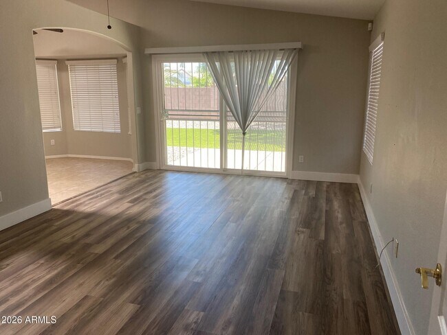 Photo - 1814 S Essex Cir