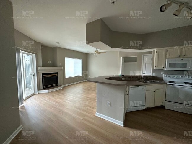 Photo - 4545 Wheaton Dr