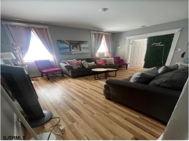 Photo - 122 Dewey Pl