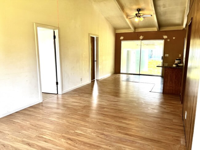 Photo - 16-2076-2076 Puhala Dr