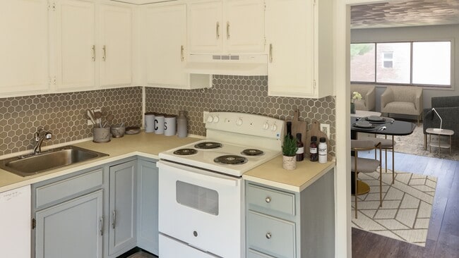 Photo - Creekwood Apartments