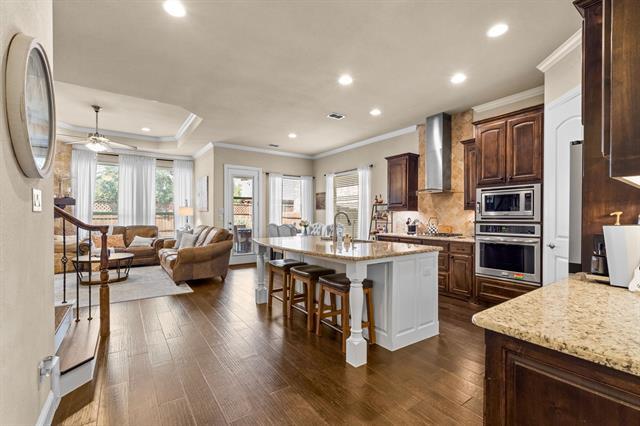 Photo - 1729 Halifax St