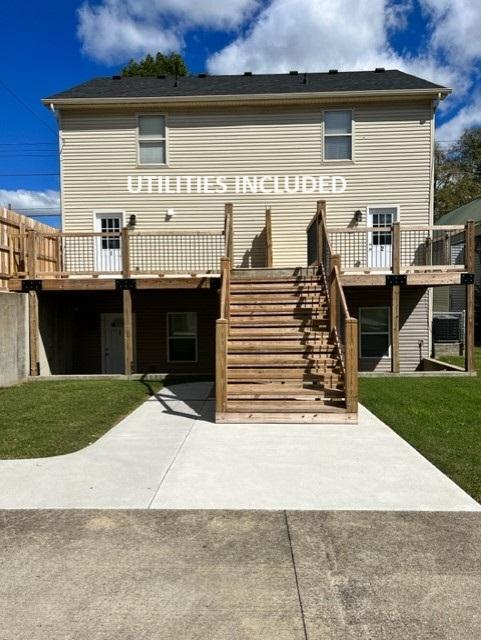 Building Photo - 1233 Vincennes St Rental