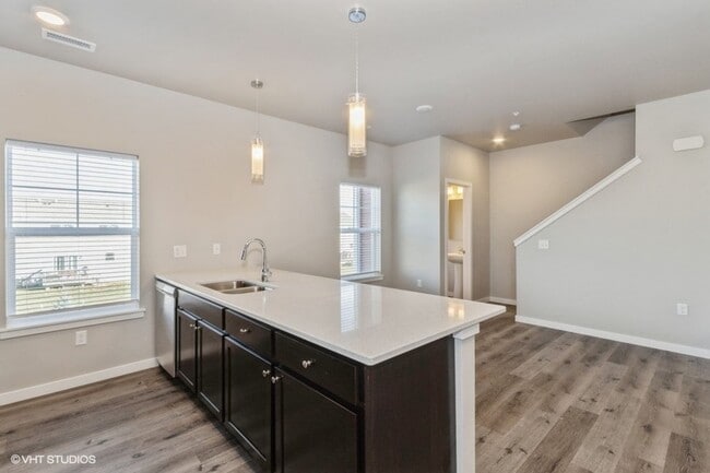 Photo - Big Ben Townhomes – Brand New 3 Bedroom Townhome | Attached 2-Stall Garage