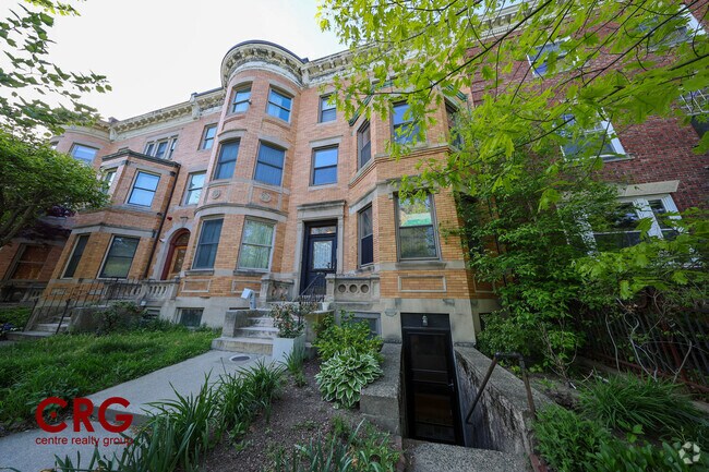 Building Photo - 1728 Beacon St Rental