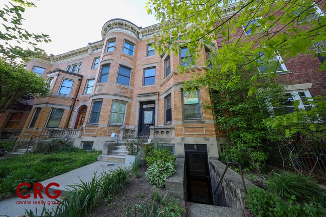 Photo - 1728 Beacon St Apartamentos