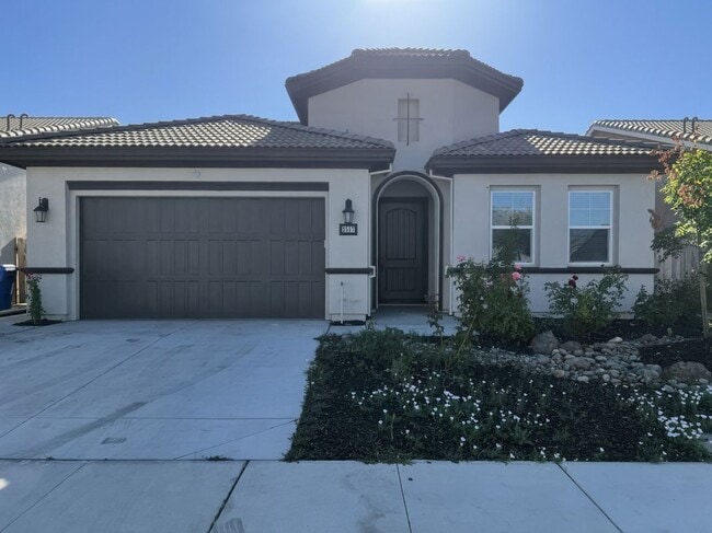 Building Photo - 2557 Orinoco Pl