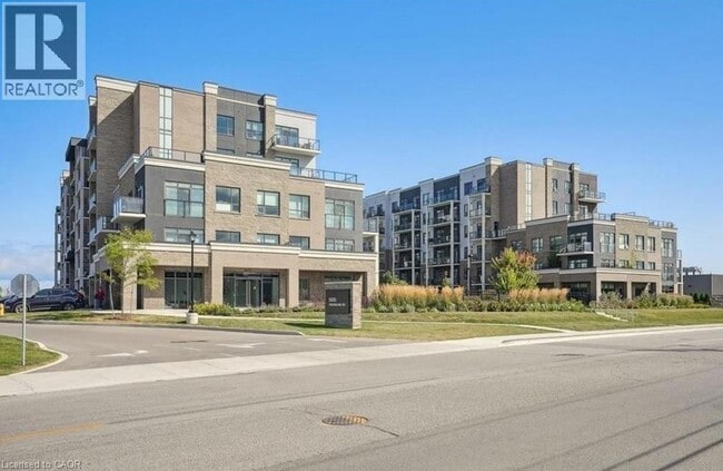 Photo - 5055 Greenlane Unit 340