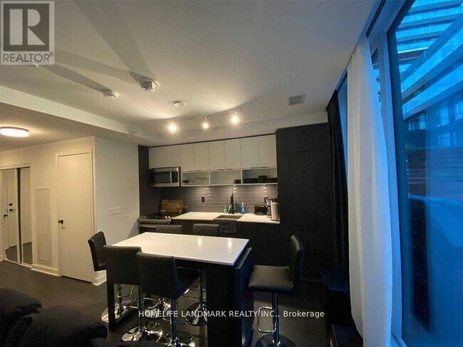 Photo - 180 Mill St