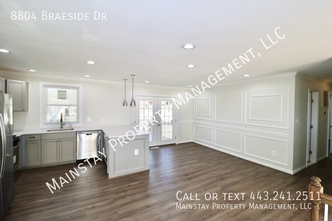 Photo - 8804 Braeside Dr