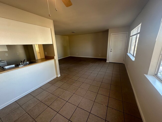 Photo - 1316 Hobart Dr Unit #3