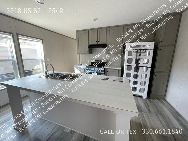 Building Photo - 3218 OH-82 Rental