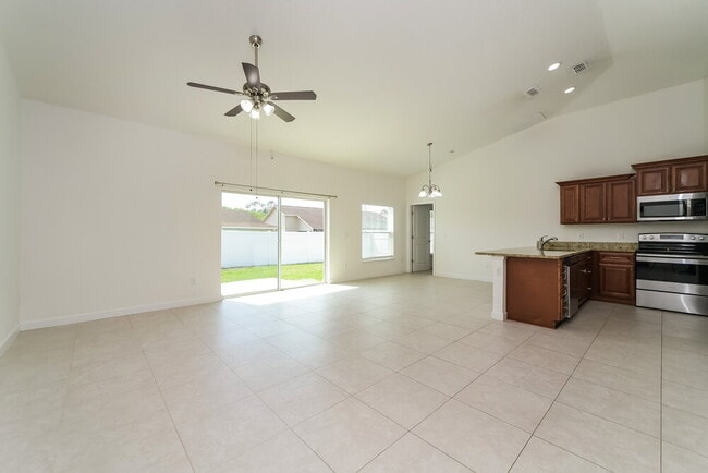 Photo - 839 Valnera Ct