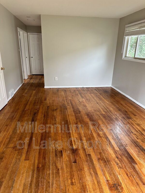 Photo - 397 Cameron Ave