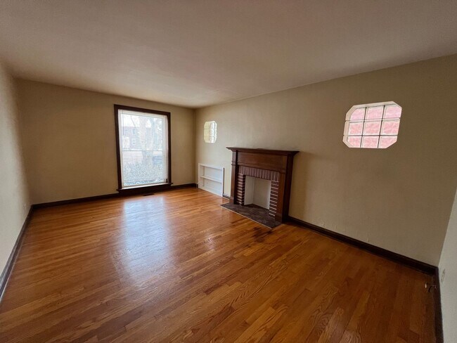 Photo - 5834 Nottingham Ave Unit 5834 Nottingham 1E