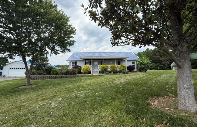 Hwy 24-27 Locust - Hwy 24-27 Locust House