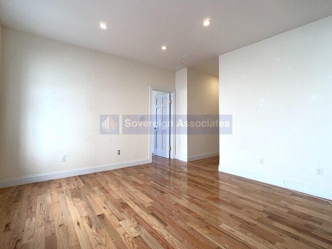 Photo - 270 Fort Washington Ave Unidad 54