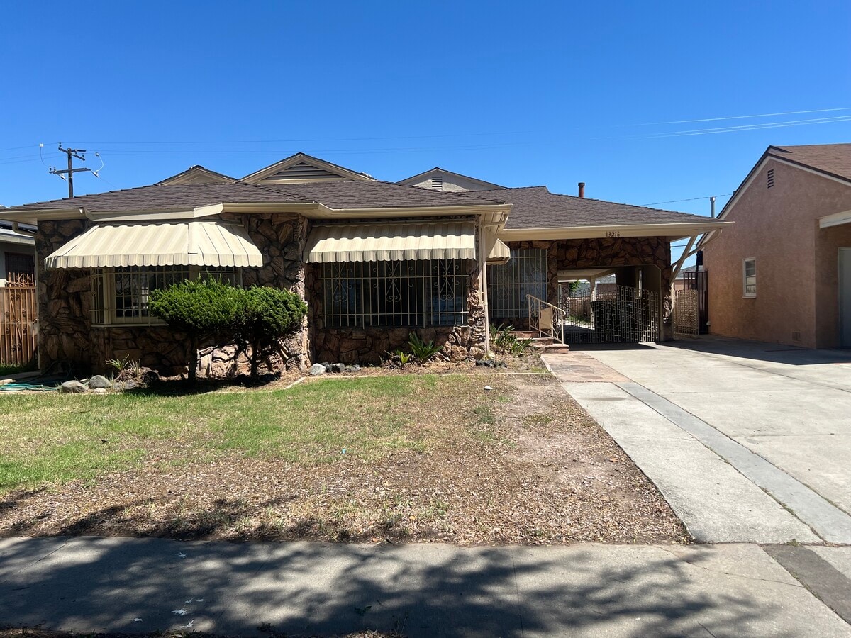 Photo - 13216 McKinley Ave Unit Front House
