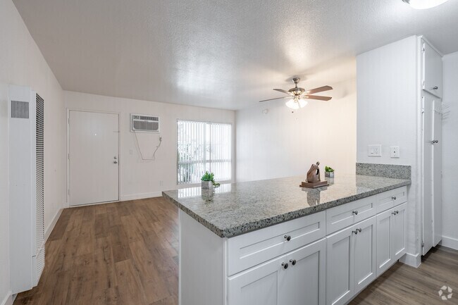 Studio, 1BR - 370SF - Kitchen