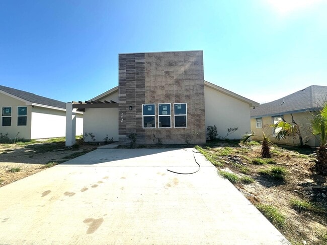 Photo - 4405 Black Buck Cir