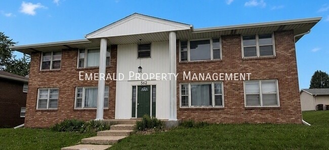 Building Photo - 562 N Mulford Rd Unit 4