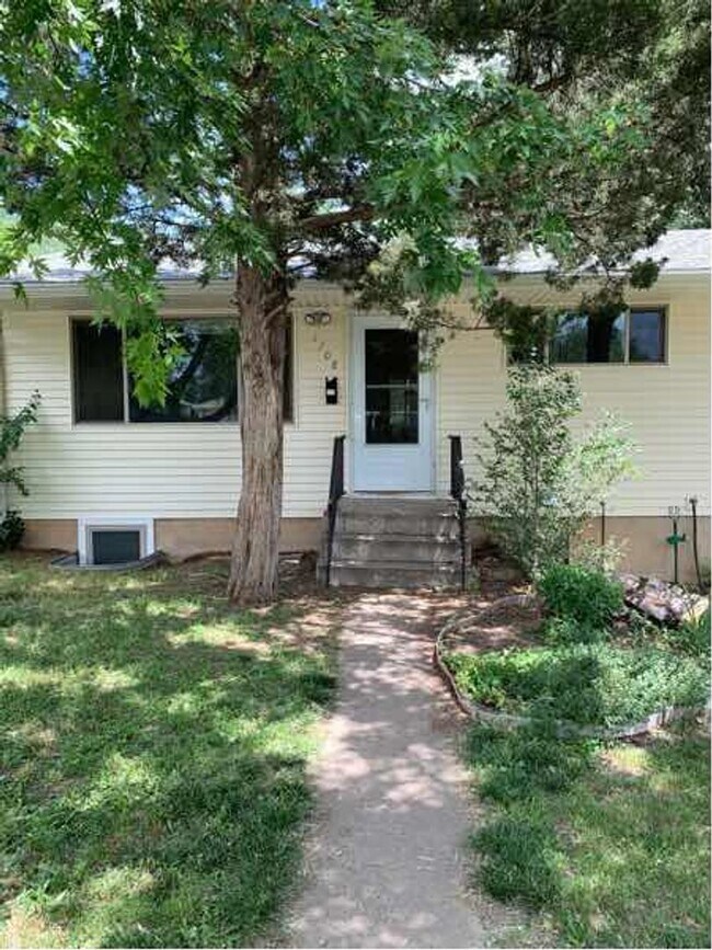 Building Photo - 1708-1710 Morningside Dr Unit 1708