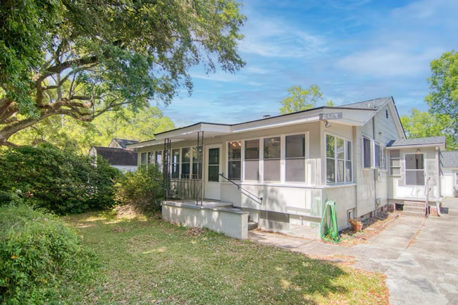 Building Photo - 426 Riverland Dr Rental