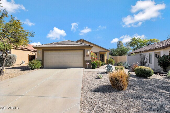 4553 E Coyote Washington Dr