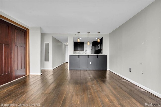 Photo - 250 E Harbortown Dr Unit 1302