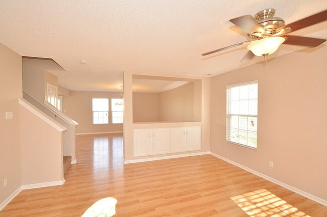 Photo - 15131 Clear St