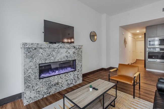 Photo - 9-JAN-JAN E 4th St Unit ID1106301P