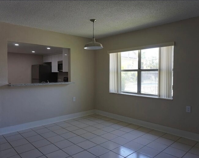 Photo - 11285 N Kendall Dr Unit L-105