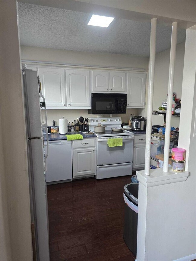 Photo - 5204 Bayside Dr