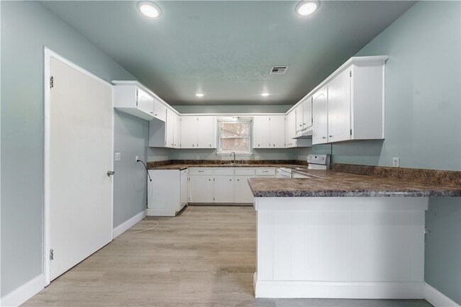 Photo - 2201 SE 15th St