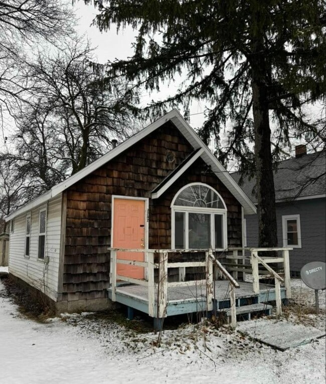 Photo - 3252 Birch Row Dr