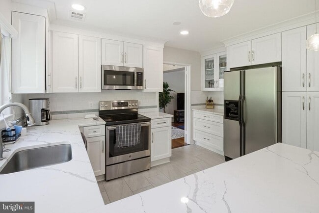 Photo - 1509 Farsta Ct
