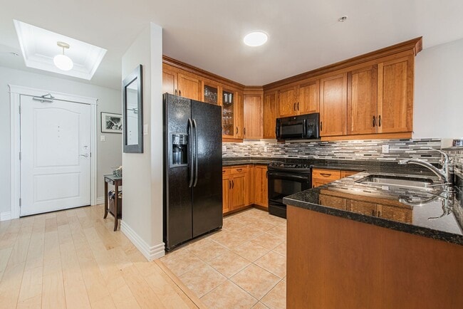 Photo - 5839 Cunard St