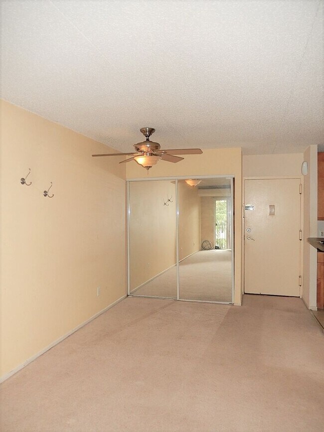 Photo - Charming 1 Bedroom 1 Bathroom Condo In Much Sought After EOS-21