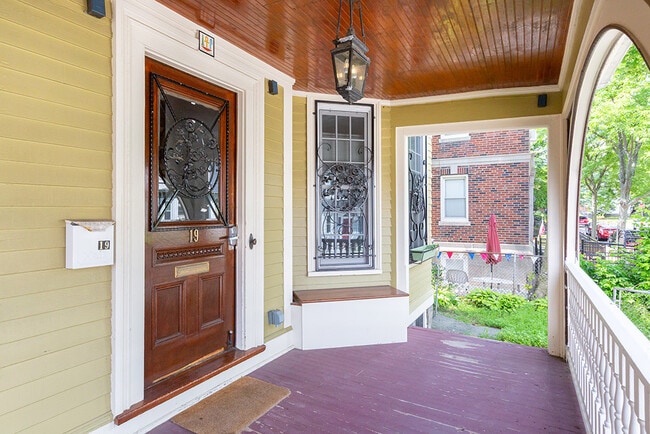 Photo - 19 Alaska St