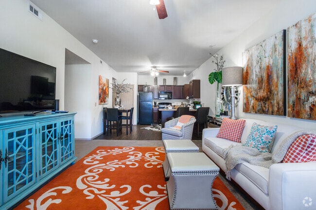 2BR, 2BA - 1,093SF - Living Room